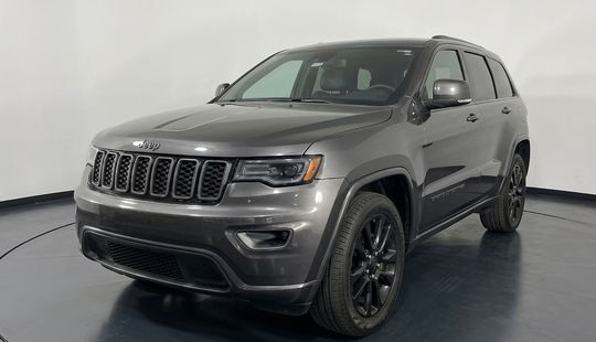 Jeep • Grand Cherokee