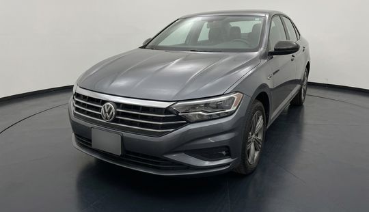 Volkswagen • Jetta