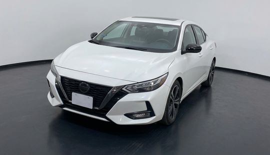 Nissan • Sentra
