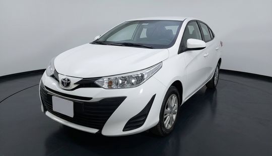 Toyota • Yaris