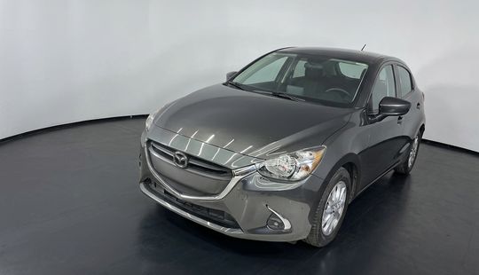 Mazda • Mazda 2