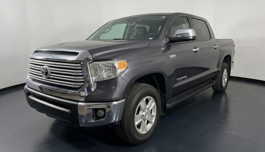 Toyota • Tundra