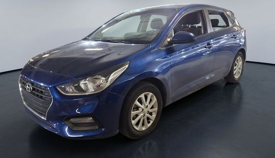 Hyundai • Accent
