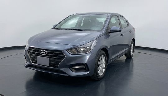 Hyundai • Accent