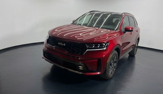 2023 • 32,635 km • Automático