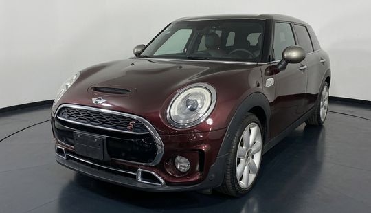 Mini • Clubman