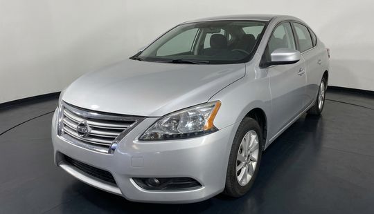 Nissan • Sentra