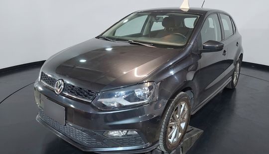 Volkswagen • Polo