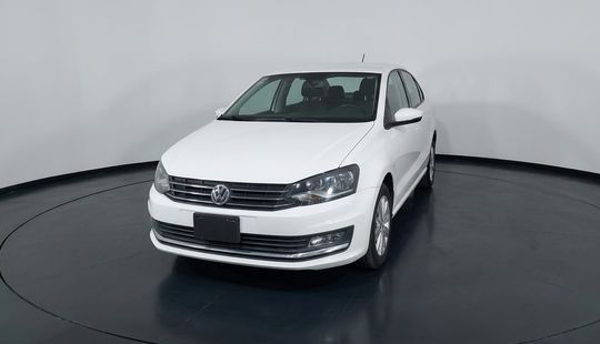 Volkswagen • Vento