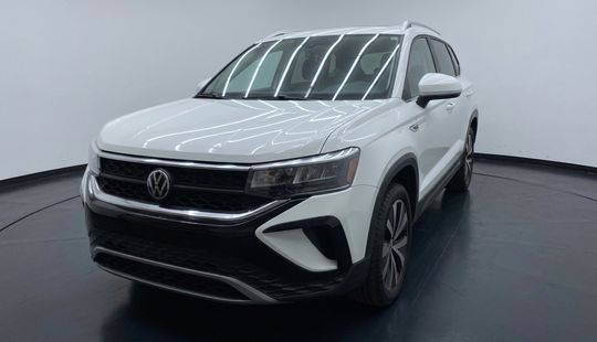 Volkswagen • Taos