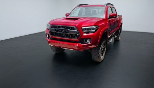 Toyota • Tacoma