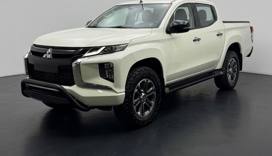 Mitsubishi • L200
