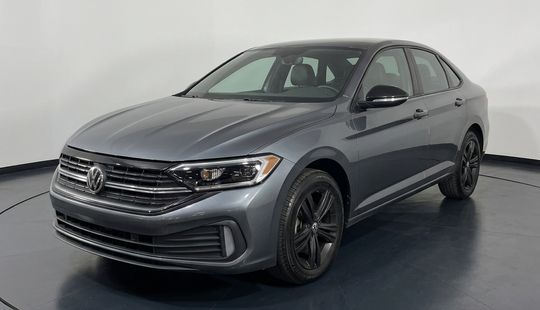 Volkswagen • Jetta