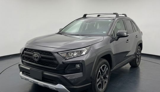 Toyota • RAV4