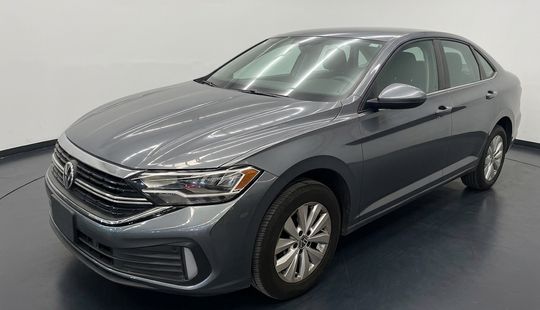 Volkswagen • Jetta
