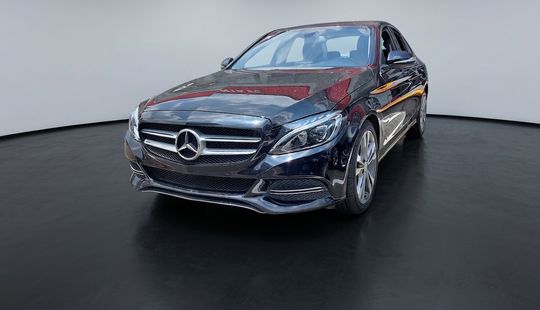 Mercedes Benz • Clase C