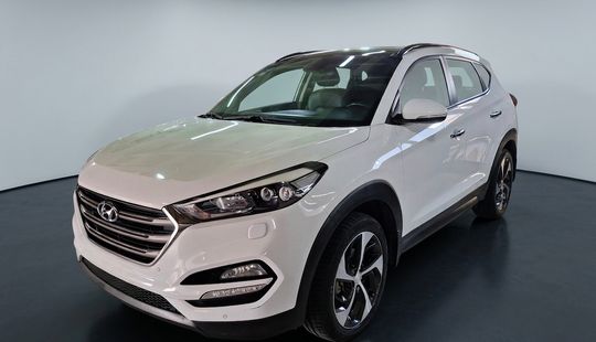 Hyundai • Tucson