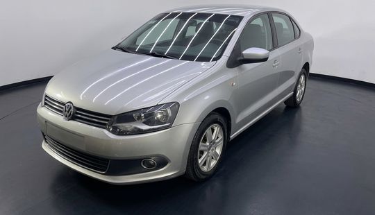 Volkswagen • Vento