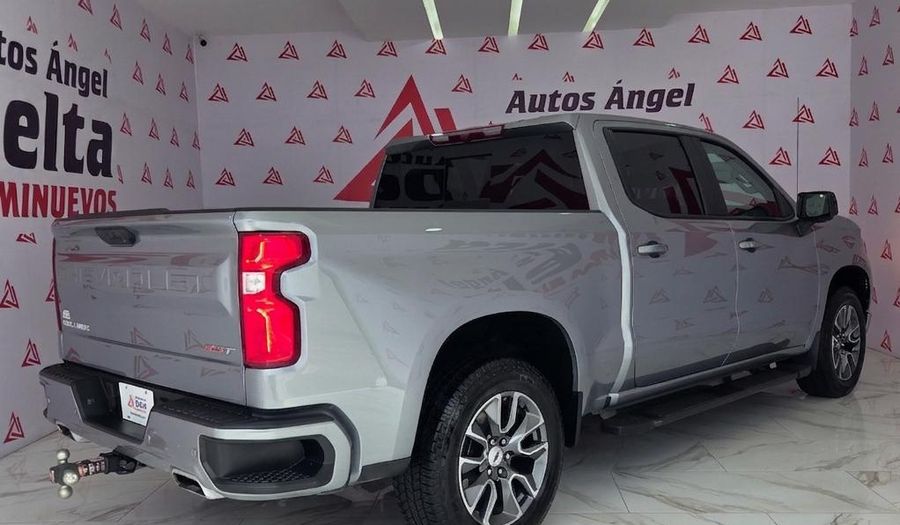 Chevrolet Cheyenne 5.3 CHEYENNE RST CREW CAB B 4WD Pickup 2025