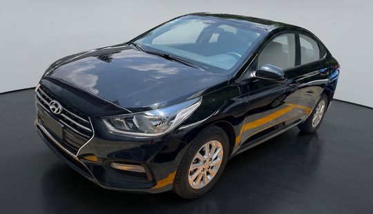 Hyundai • Accent