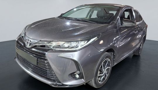 Toyota • Yaris