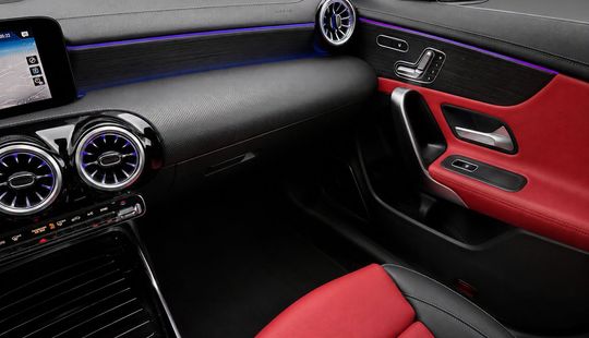 Mercedes Benz • Clase CLA