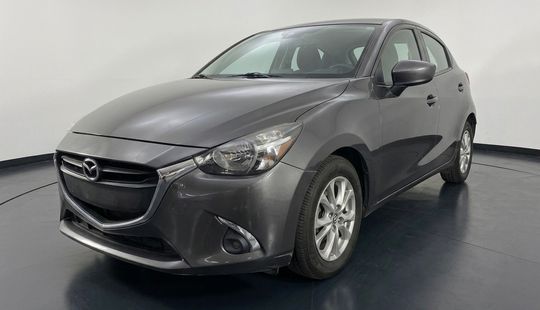 Mazda • Mazda 2