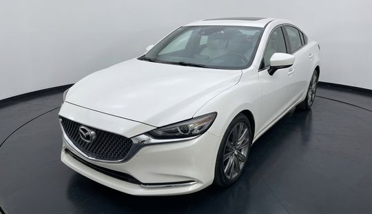 Mazda • Mazda 6