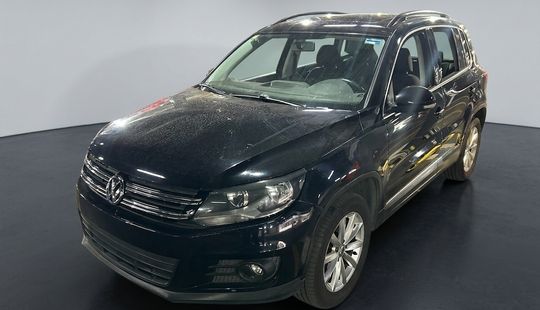 Volkswagen • Tiguan