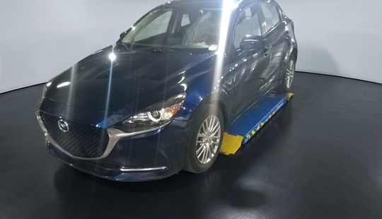 Mazda • Mazda 2