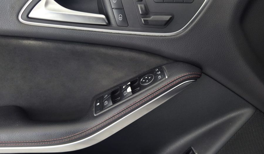 Mercedes Benz Clase Cla 2.0 CLA 250 CGI SPORT AT Coupe 2016