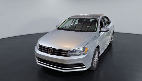 Volkswagen • Jetta