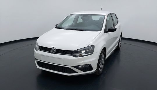 Volkswagen • Polo