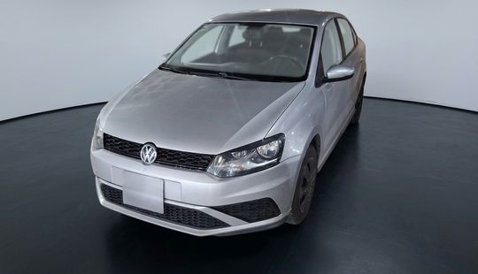 Volkswagen • Vento