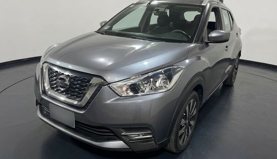 2020 • 73,495 km • Automático