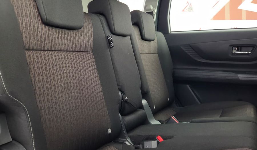 Toyota Avanza 1.5 XLE CVT Minivan 2024