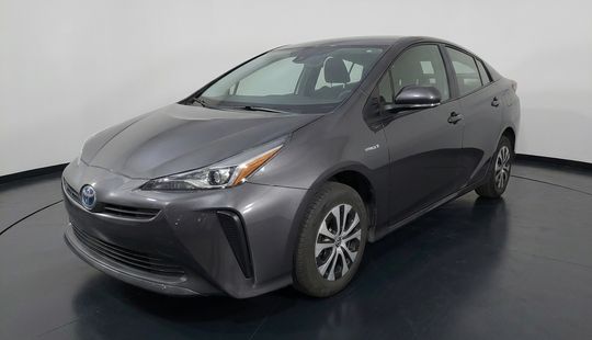Toyota • Prius
