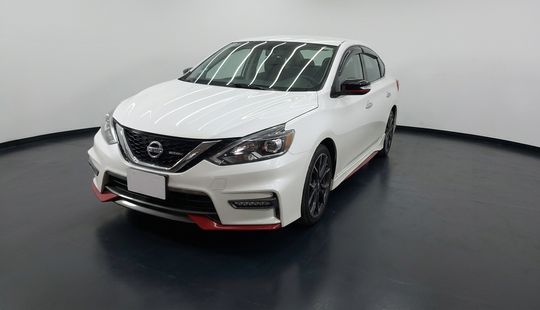 Nissan • Sentra