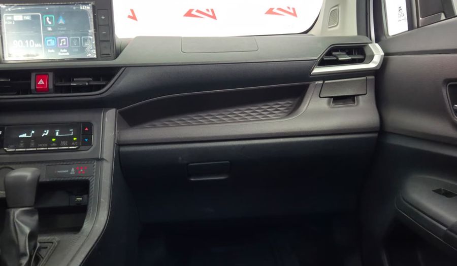 Toyota Avanza 1.5 XLE CVT Minivan 2024