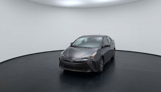 Toyota • Prius