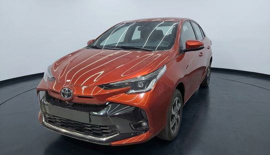 Toyota • Yaris