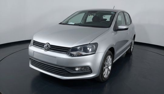Volkswagen • Polo
