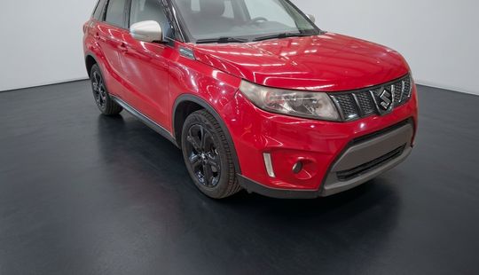 Suzuki • Vitara
