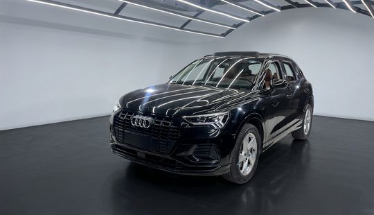 Audi • Q3