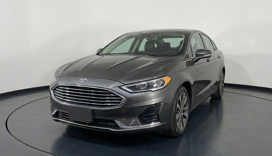 Ford • Fusion