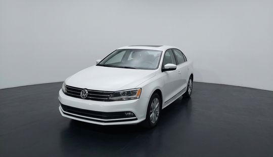 Volkswagen • Jetta