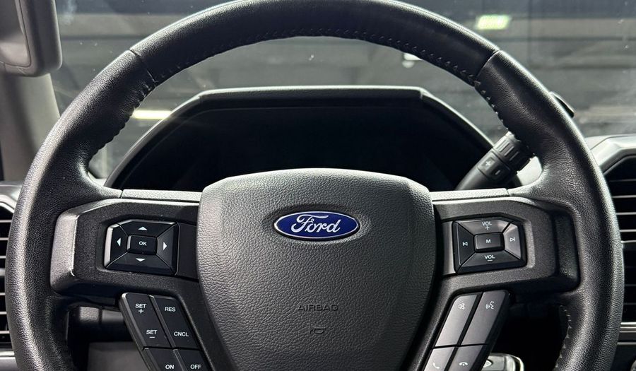 Ford Lobo 5.0 LOBO XLT CREW CAB AUTO 4WD Pickup 2018