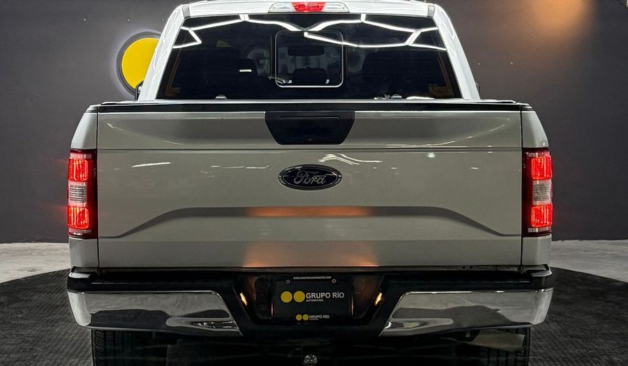 Ford Lobo 5.0 LOBO XLT CREW CAB AUTO 4WD Pickup 2018