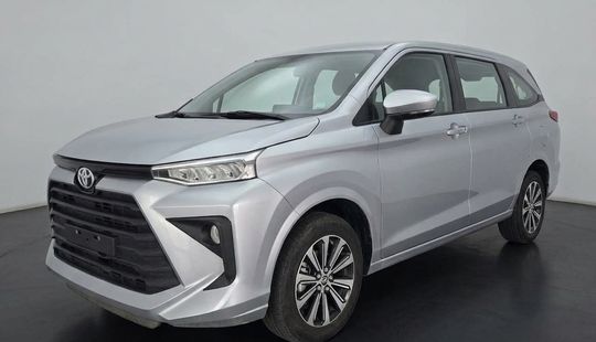 Toyota • Avanza