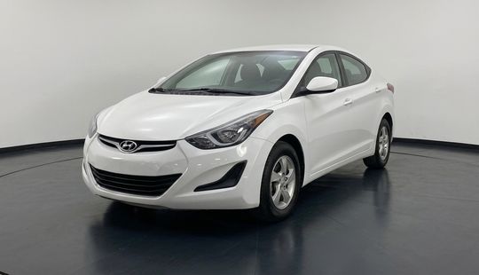Hyundai • Elantra